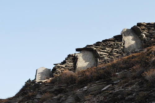 website-Andros-Mauer
